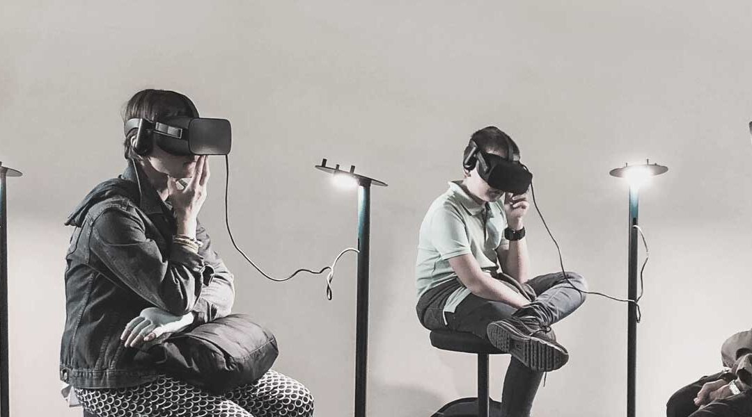 Zo stel je anderen op hun gemak: de open luisterhouding